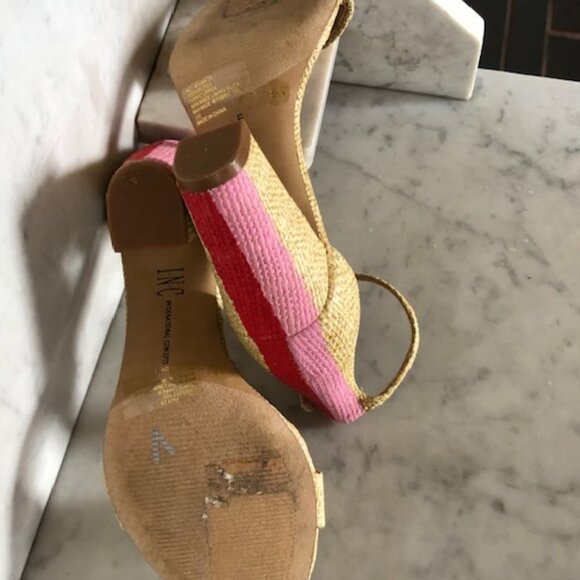 INC Kivah Block Heel Ankle Strap Pink Red Stripe Sandals 6M RARE - Picture 14 of 17